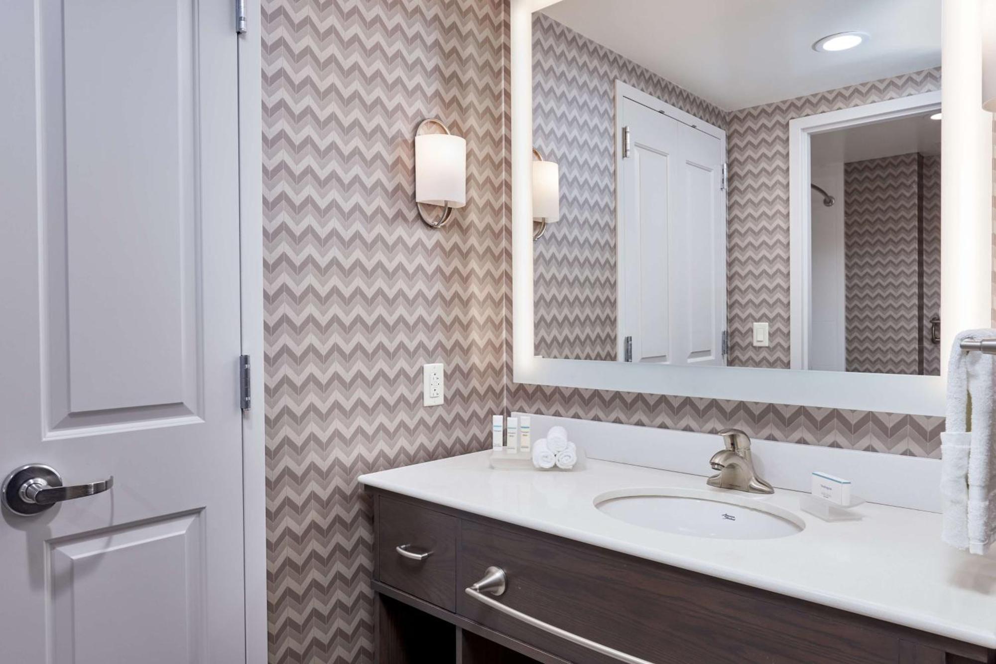 Homewood Suites By Hilton Teaneck Glenpointe Eksteriør billede